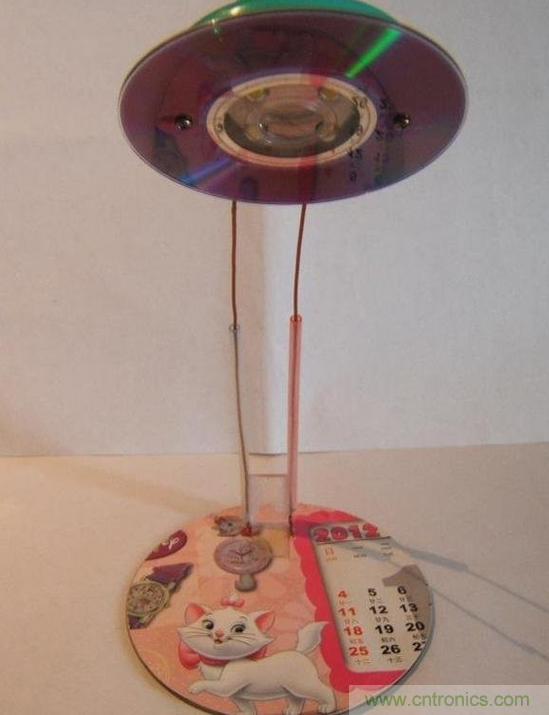 DIY:手工打造智能無線供電臺(tái)燈