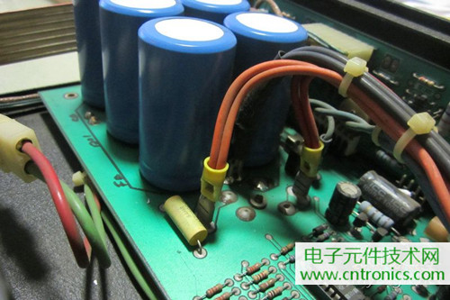 用料很給力！專業(yè)后級功放美國高峰FA1201拆解