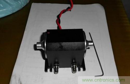 這貨一萬(wàn)三？50W半導(dǎo)體激光模塊拆解