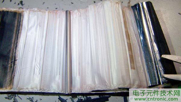 筆記本電池拆解，探秘電池內(nèi)部結(jié)構(gòu)