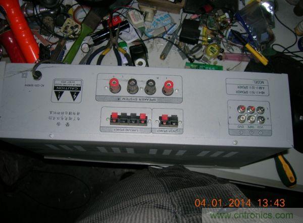 巧奪天工！大神利用山寨功放為高性價比逆變器"穿新衣"