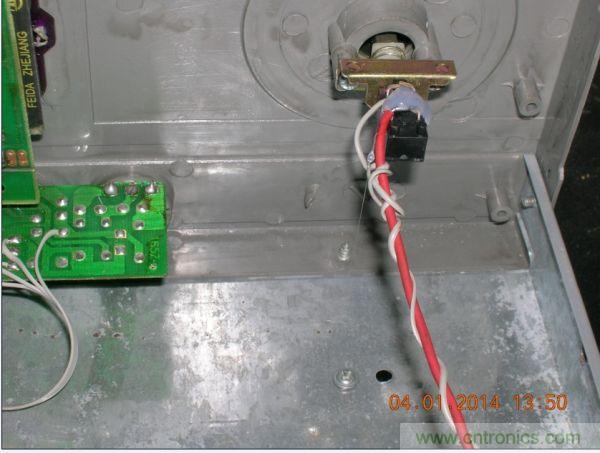 巧奪天工！大神利用山寨功放為高性價比逆變器"穿新衣"