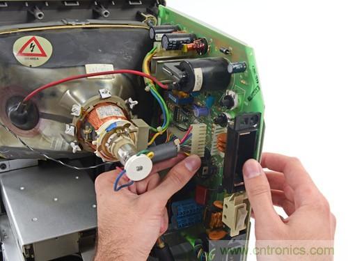 拆！古董級Macintosh 128K電腦