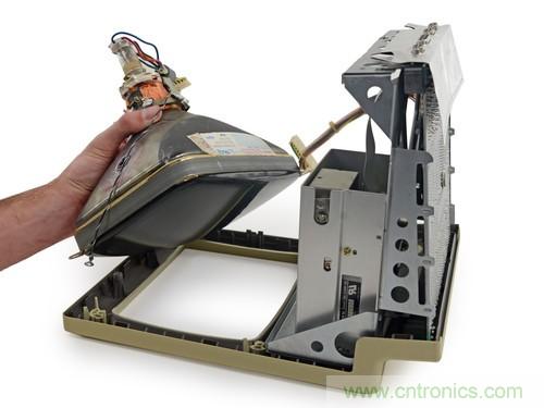 拆！古董級Macintosh 128K電腦