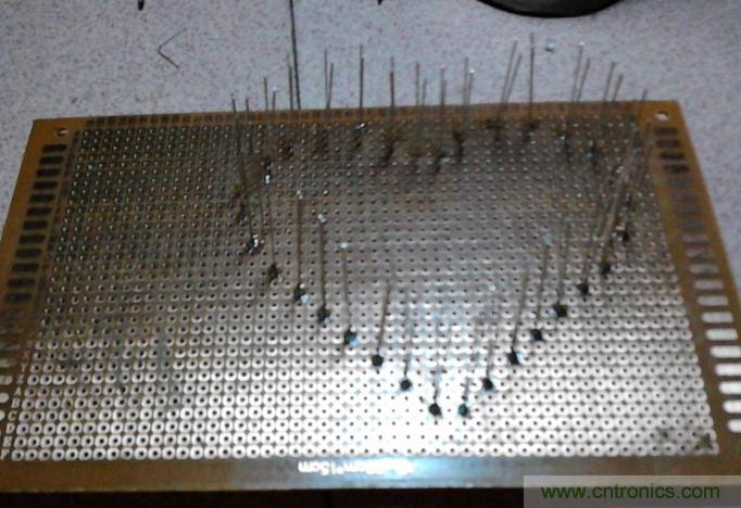 三八節(jié)將至！DIY心形LED流水燈！你們懂的~