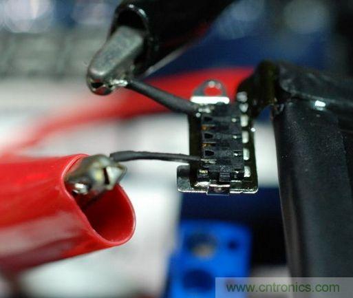 圖文并茂！移動電源升壓效率大檢測