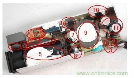 電源適配器的構(gòu)造  6 1. 壓敏電阻，其功能是當(dāng)外界電壓過高時(shí)，壓敏電阻阻值迅速變得很小，與壓敏電阻串聯(lián)的保險(xiǎn)絲被熔斷，從而保護(hù)其他電路不被燒壞。  2. 保險(xiǎn)絲，規(guī)格為2.5A/250V，當(dāng)電路中的電流過大時(shí)，保險(xiǎn)絲會(huì)熔斷以保護(hù)其他元件。  3. 電感線圈(又稱扼流圈)，主要功能是降低電磁干擾。  4. 整流橋，規(guī)格為D3SB，作用是把220V交流電變?yōu)橹绷麟姟? 5. 濾波電容，規(guī)格為180&mu;F/400V，作用是濾除直流電中的交流紋波，使電路工作更可靠。  6. 運(yùn)放IC(集成電路)，保護(hù)電路、電壓調(diào)節(jié)的重要組成部分。  7. 溫度探頭，用于探測(cè)電源適配器的內(nèi)部溫度，當(dāng)溫度高于某一設(shè)定值時(shí)(不同品牌的電源適配器，其設(shè)定的溫度閥值略有不同)，保護(hù)電路會(huì)切斷適配器的電壓輸出，從而保護(hù)適配器不受損壞。   8. 大功率開關(guān)管，是開關(guān)電源中的核心元件之一，開關(guān)電源能&ldquo;一開一關(guān)&rdquo;地工作，開關(guān)管功不可沒。   9. 開關(guān)變壓器，開關(guān)電源中的核心元件之一。   10. 次級(jí)整流管，功能是把低壓交流電變?yōu)榈蛪褐绷麟?。在IBM的電源適配器中，整流管往往是由兩個(gè)大功率并聯(lián)工作的，以獲得較大的電流輸出。   11. 次級(jí)濾波電容，規(guī)格為820&mu;F/ 25V，共有兩個(gè)，起濾除低壓直流電中的紋波的作用。  除上述元件外，電路板上還有可調(diào)電位器及其他阻容元件。