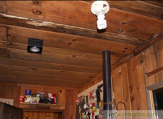 圖4：雜物間。