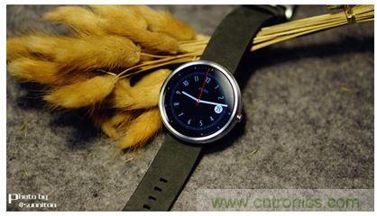 Moto 360 二代：&ldquo;精益求精&rdquo;的細(xì)節(jié)仍無(wú)法彌補(bǔ)功能的缺失