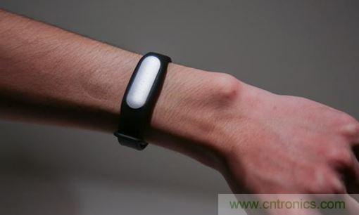 小米手環(huán)光感版體驗：便宜實惠，功能尚可