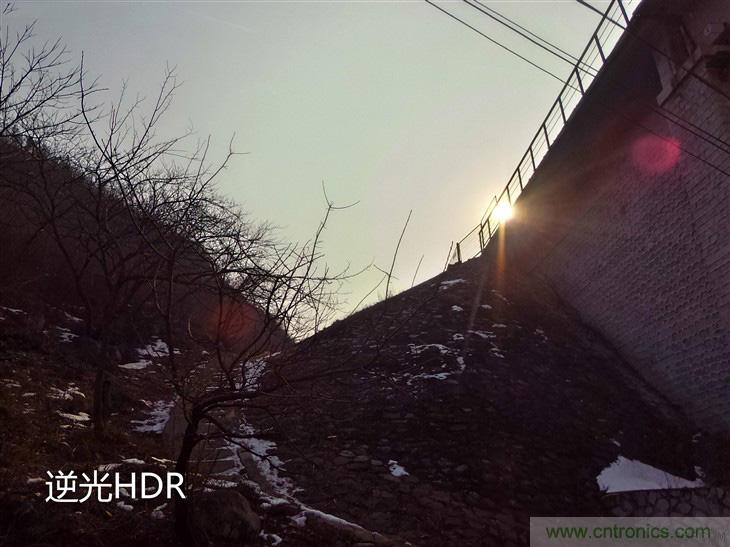 能媲美微單的 Zenfone Zoom測評：請叫我&ldquo;奧利奧&rdquo;拍照手機