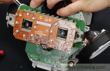 拆解筆記本不過癮，那就來拆拆日本情感機(jī)器人吧！