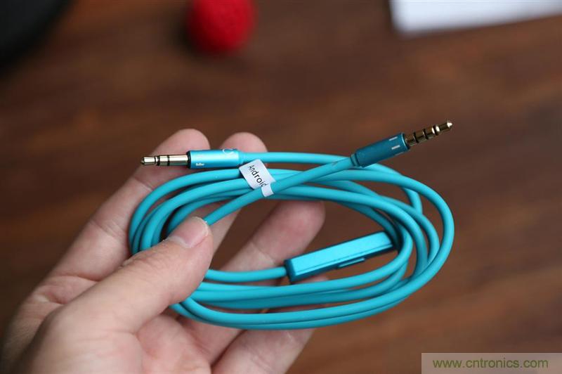 頭條哥的夢(mèng)想之作！FIIL耳機(jī)能讓汪峰上頭條否？