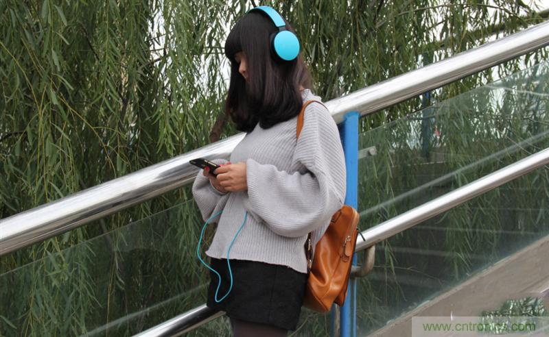 頭條哥的夢(mèng)想之作！FIIL耳機(jī)能讓汪峰上頭條否？