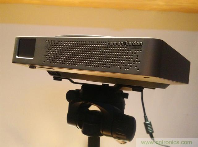 無(wú)屏電視時(shí)代已然來(lái)臨，客廳你做好準(zhǔn)備了嗎？