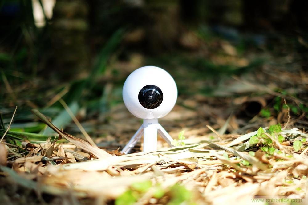 造型神似BB8，讓照片翻滾起來&mdash;&mdash;暴風魔眼