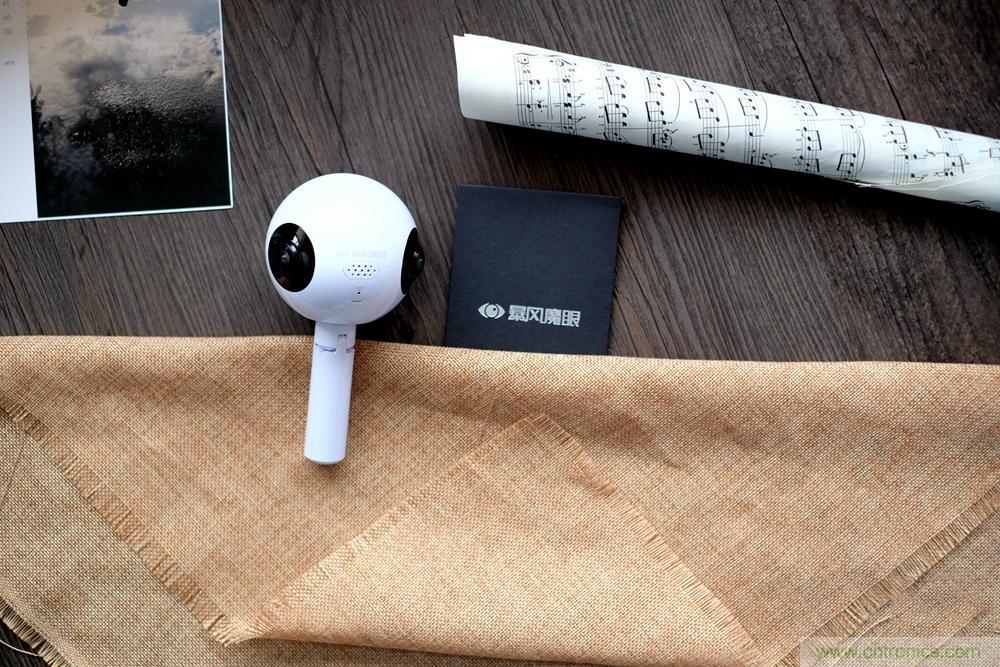 造型神似BB8，讓照片翻滾起來&mdash;&mdash;暴風魔眼