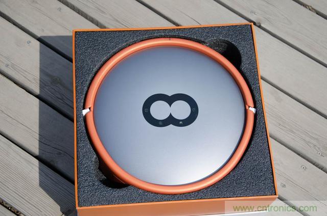 智能導(dǎo)航掃地機(jī)器人，以內(nèi)更靠譜！