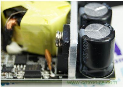 69元小米4口USB充電器詳細拆解，看完你也能DIY一個