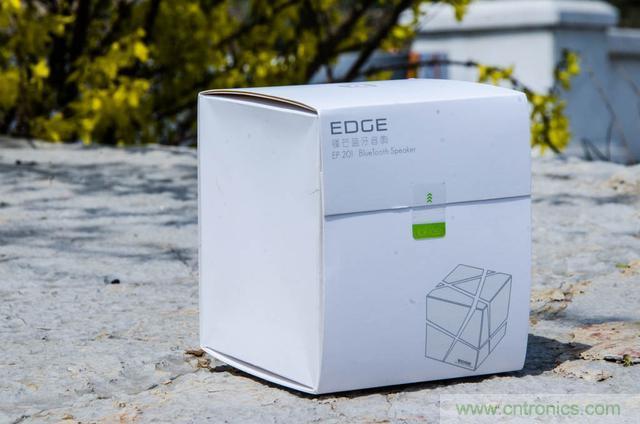 洛斐創(chuàng)意藍牙音箱，光與建筑點綴生活