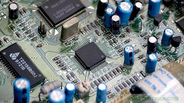 如何通過(guò)元件擺放來(lái)改善電路板的EMI？