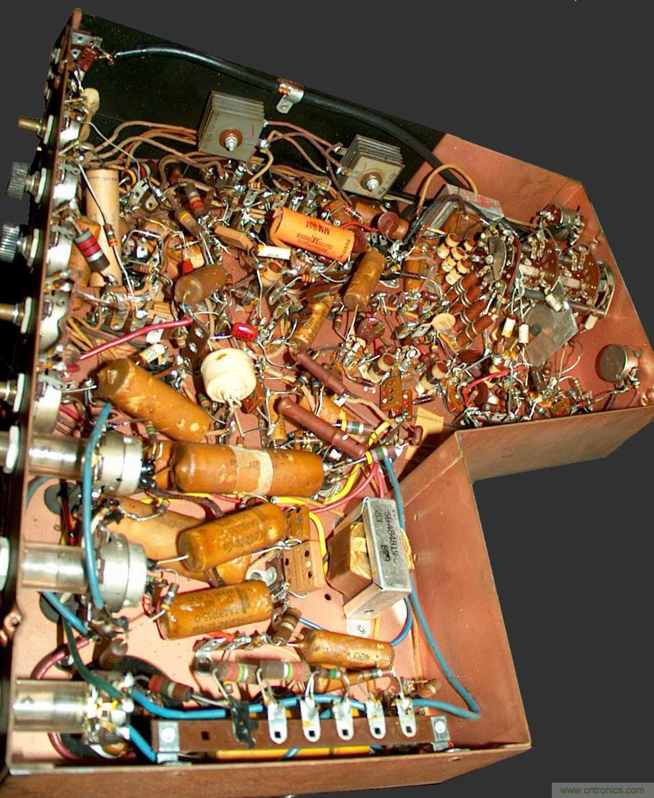 產(chǎn)品設(shè)計(jì)成功最重要的關(guān)鍵是PCB嗎？