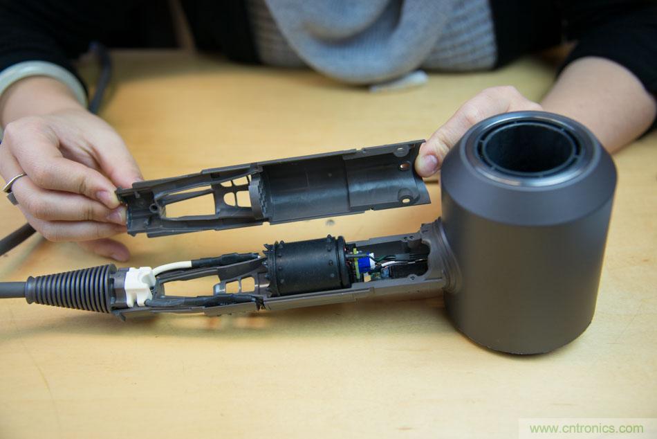 拆解戴森吹風(fēng)機(jī)：近三千元的價(jià)格貴在哪？