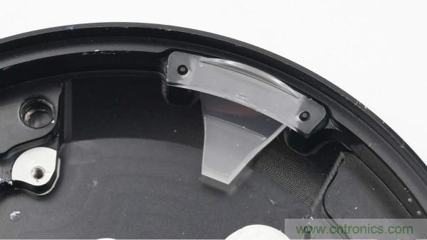 拆解華為保時捷設計快充無線充電器：憑啥能賣699？