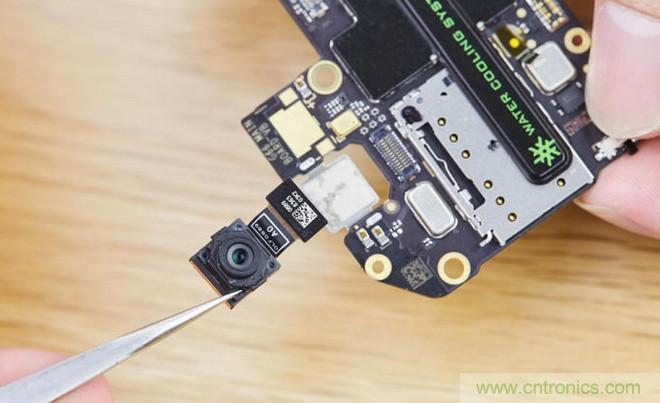 拆解黑鯊手機：多級直觸一體式液冷系統(tǒng)有什么門道？