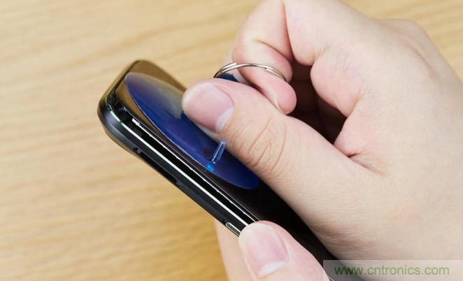 拆解黑鯊手機：多級直觸一體式液冷系統(tǒng)有什么門道？