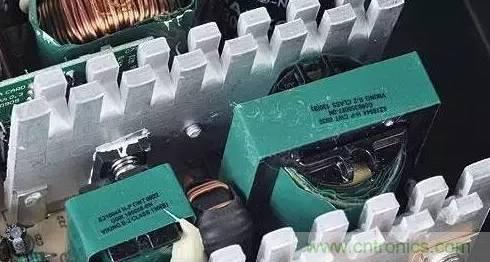 電源內(nèi)部&ldquo;一目了然&rdquo;