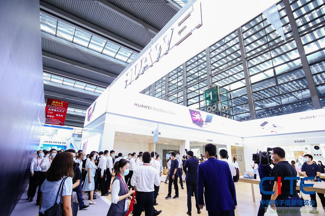 第八屆中國(guó)電子信息博覽會(huì)在深圳盛大開(kāi)幕，為行業(yè)發(fā)展提振信心