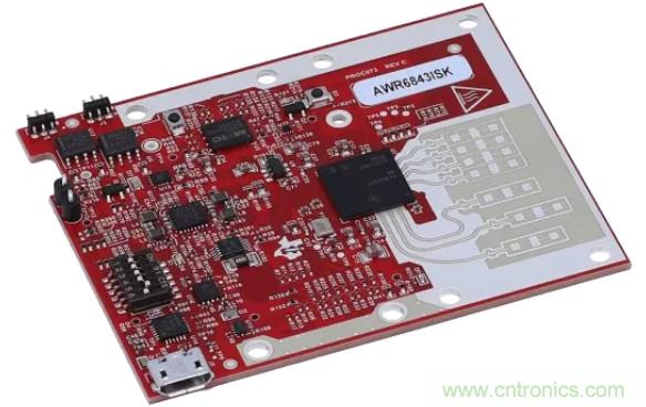 封裝集成天線技術(shù) - 簡化汽車座艙內(nèi)雷達(dá)傳感器設(shè)計！