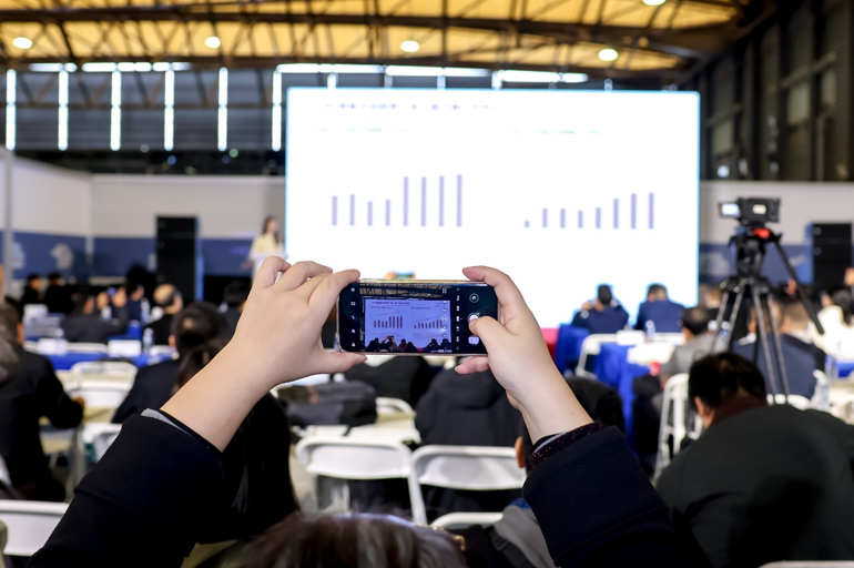 2025中國IC獨(dú)角獸論壇滬上啟幕，賦能半導(dǎo)體產(chǎn)業(yè)新未來