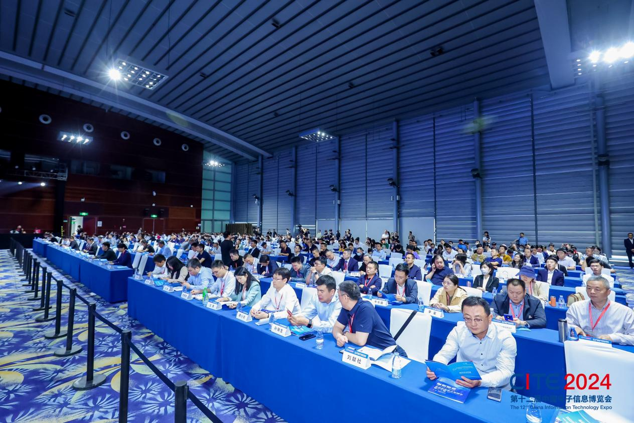 以展促產(chǎn) 向新而行！第十二屆中國(guó)電子信息博覽會(huì)圓滿落幕