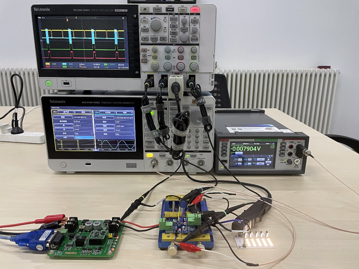 如何使用示波器、AFG和萬用表測試LED 驅(qū)動器的調(diào)光線性度？
